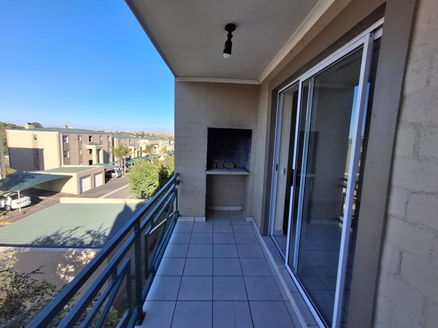 To Let 2 Bedroom Property for Rent in Vredekloof Western Cape